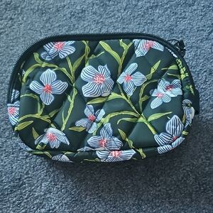 Brand New VERA BRADLEY Belt Bag